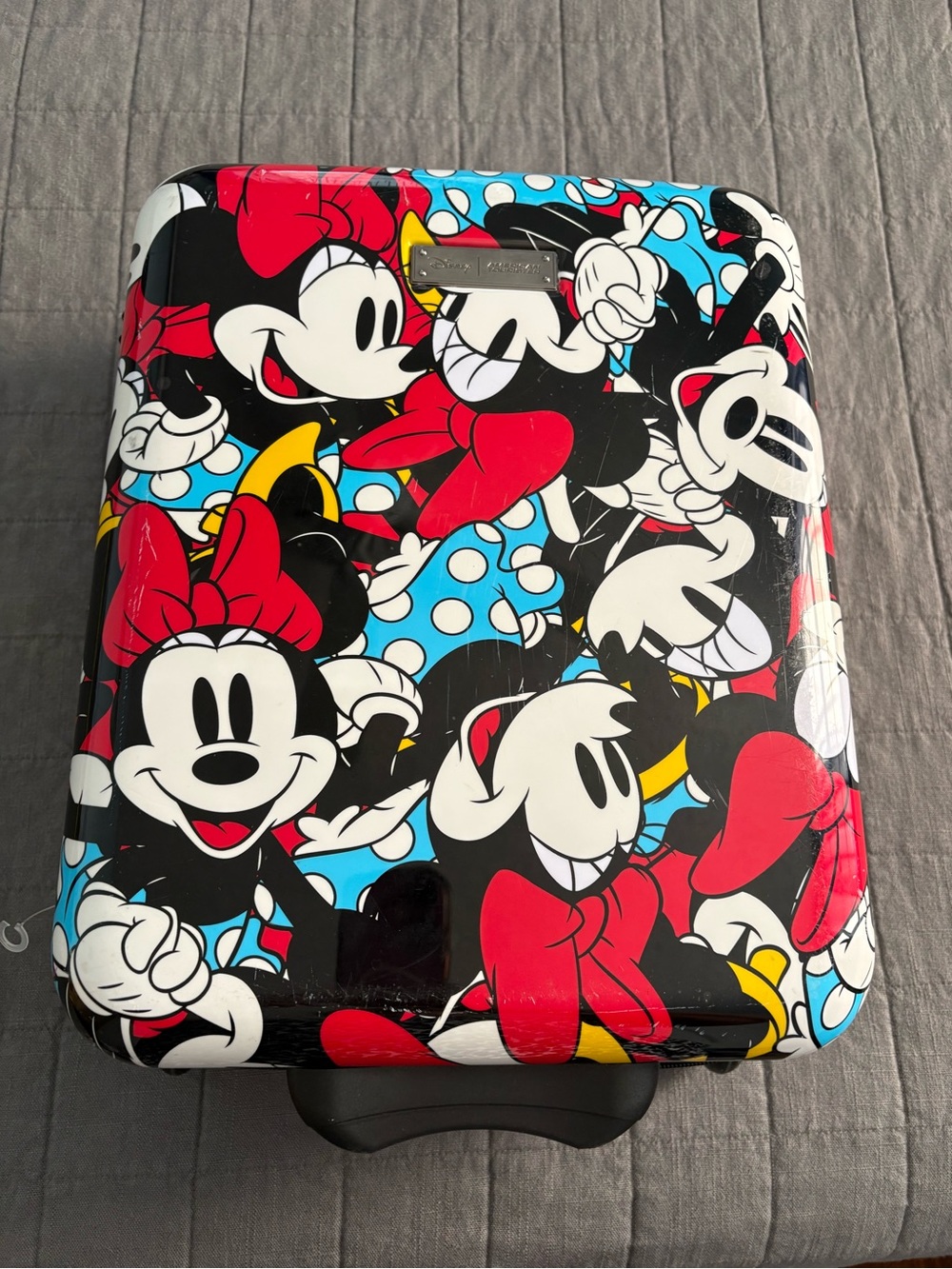 DISNEY AMERICAN TOURISTER Minnie Mouse Wheeled Travel Suitcase